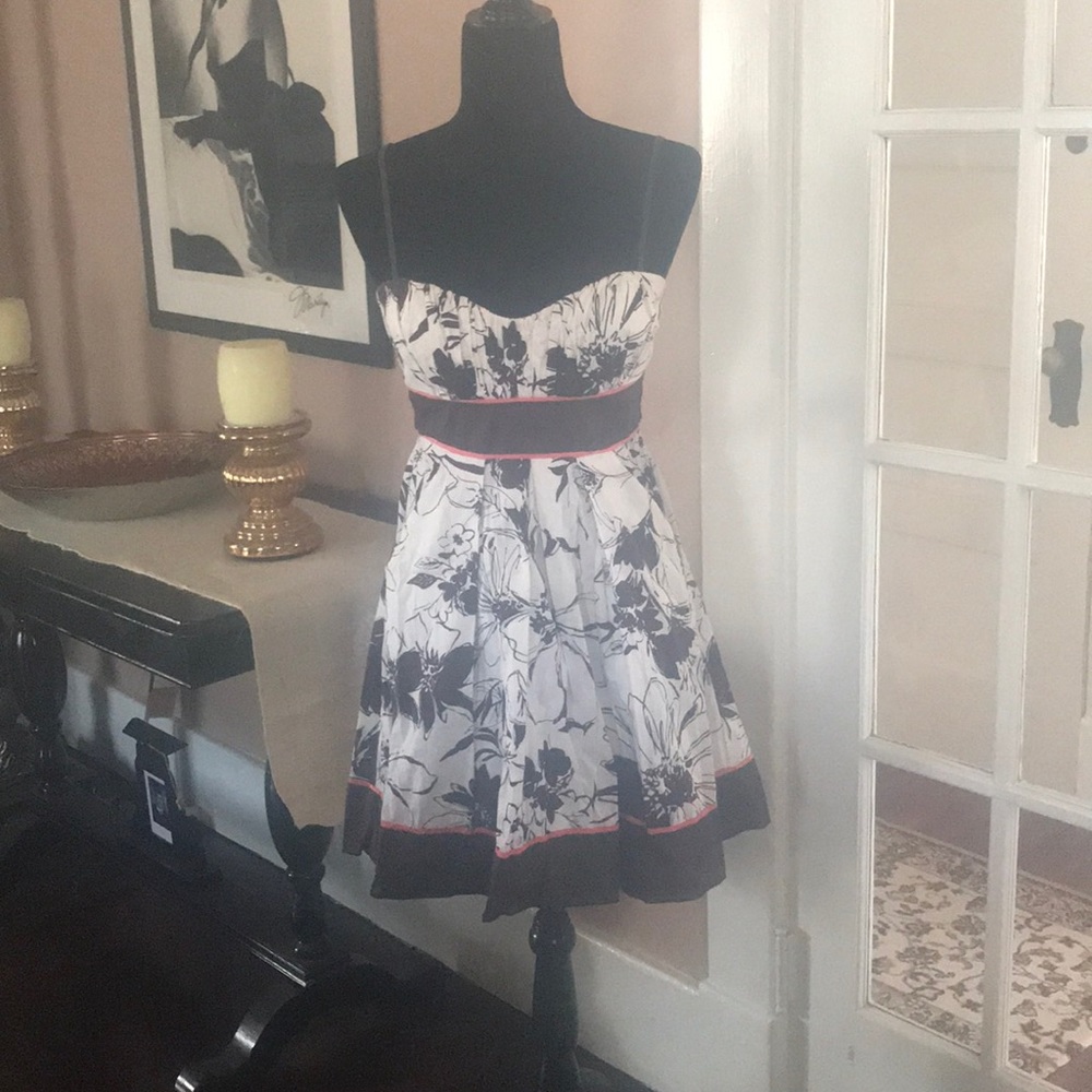 Pocketed summer dress
